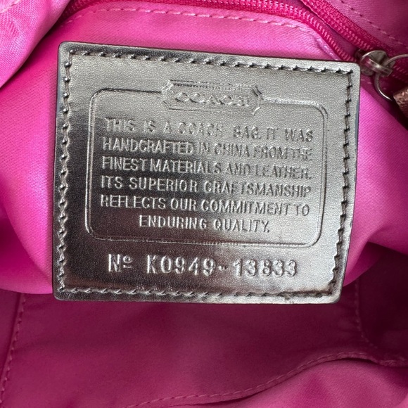 COACH Poppy Signature Satin Groovy two way Bag GOLD #13833 2009 - Picture 12 of 17